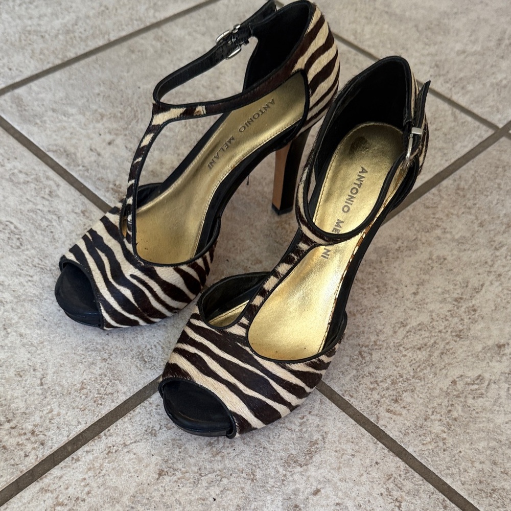 ANTONIO MELANI Black and White Zebra Heels